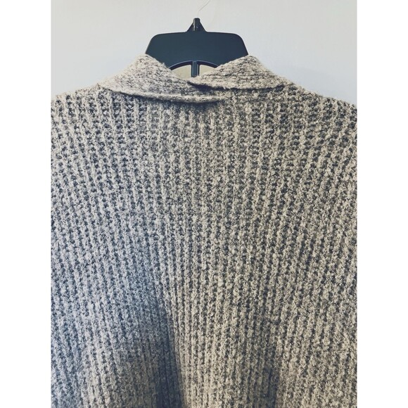 Dreamers Womens Fuzzy Cardigan Gray Sweater Size M/L - Picture 7 of 8